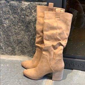 *New without box* Report Toffer Boots Sz6